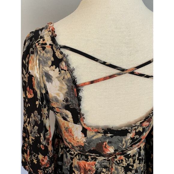 Free People Mini Dress Sz XS Heart Of Gold Dark Floral Boho Bell Sleeve Fairy - Picture 16 of 16